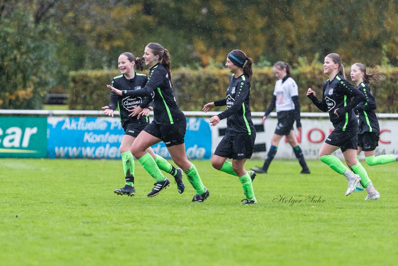 Bild 130 - wBJ SV Henstedt Ulzburg - FSG Oldendorf Itzehoe : Ergebnis: 1:5